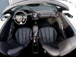 FERRARI 458 SPIDER interior