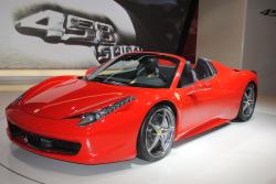 FERRARI 458 SPIDER red