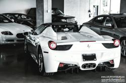 FERRARI 458 SPIDER white