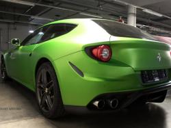 FERRARI FF green