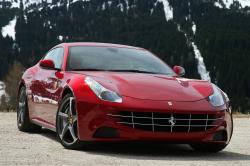 FERRARI FF red