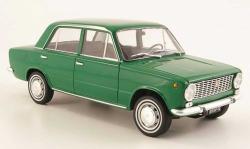 FIAT 124 green