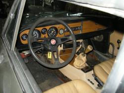 FIAT 124 interior