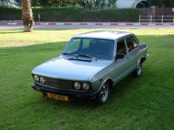 FIAT 132 blue