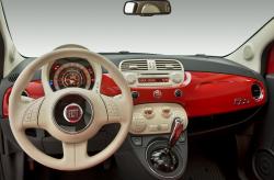 FIAT 500C red