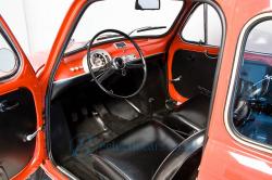 FIAT 600 interior