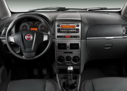 FIAT ADVENTURE interior