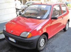 FIAT CINQUECENTO red