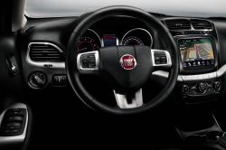 FIAT FREEMONT interior