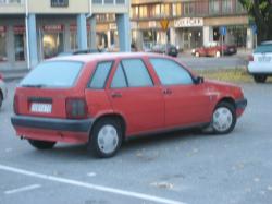 FIAT TIPO red