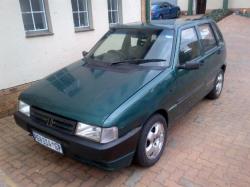 FIAT UNO green