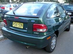 FORD ASPIRE green