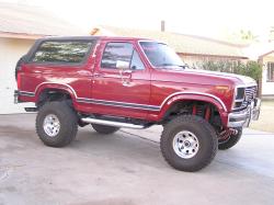 FORD BRONCO red