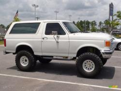 FORD BRONCO white