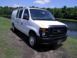 FORD E-150 VAN white