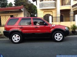 FORD ESCAPE red