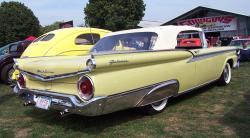 FORD FAIRLANE 500 interior