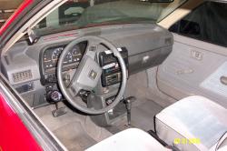 FORD FESTIVA interior