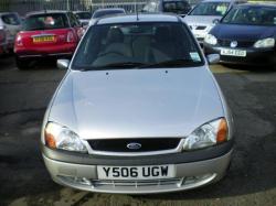 FORD FIESTA 1.1 silver