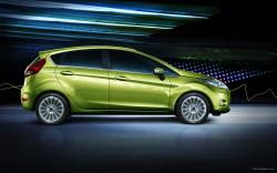 FORD FIESTA green