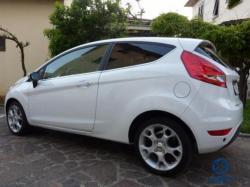 FORD FIESTA silver