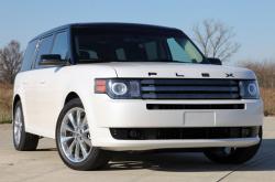 FORD FLEX white