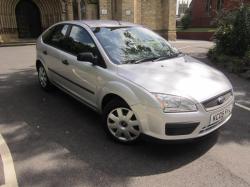 FORD FOCUS 1.4 brown