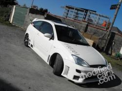 FORD FOCUS 1.4 white