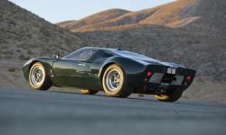 FORD GT 40 green