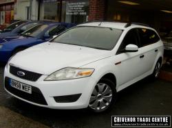 FORD MONDEO 1.8 ESTATE white