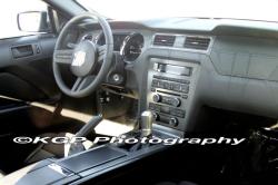 FORD MUSTANG interior