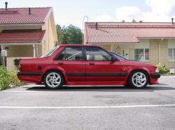 FORD ORION red