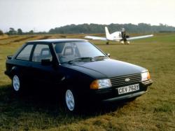 FORD ORION silver