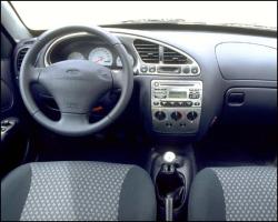 FORD PUMA interior