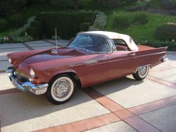 ford thunderbird car