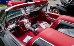 FORD THUNDERBIRD interior