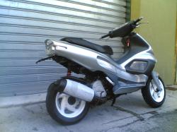 gilera runner