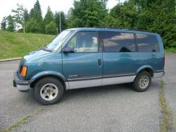 GMC SAFARI green