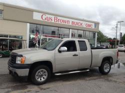 GMC SIERRA 1500 brown