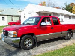 GMC SONOMA red