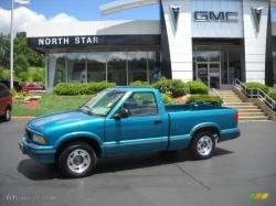 GMC SONOMA silver