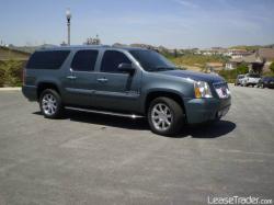 GMC YUKON blue