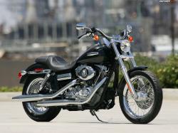 HARLEY-DAVIDSON DYNA CUSTOM engine