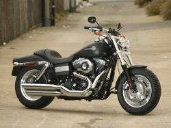 harley-davidson dyna custom