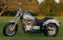 harley-davidson dyna custom