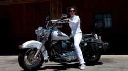 HARLEY-DAVIDSON SOFTAIL white