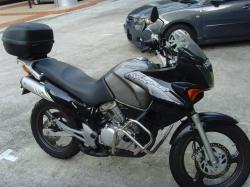 HONDA 125 VARADERO white