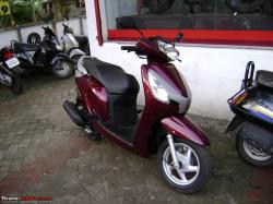 HONDA AVIATOR red