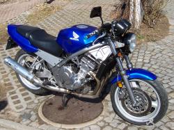 honda cb1