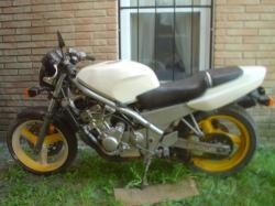 HONDA CB1 white